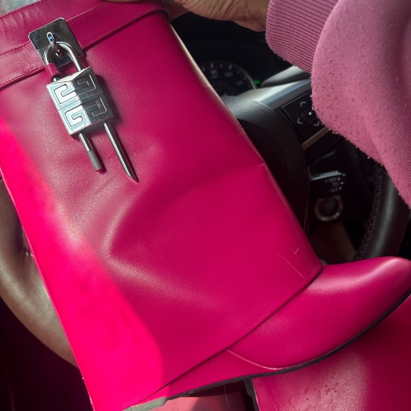 Real AUTHENTIC GIVENCHY BOOTS SIZE 40(us 10)I wear a us 8 in women run small - Picture 9 of 11